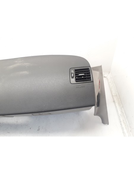 Recambio de salpicadero para volvo c30 2.0 diesel cat referencia OEM IAM   