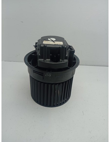 Recambio de motor calefaccion para nissan leaf acenta referencia OEM IAM 272263NF0A  