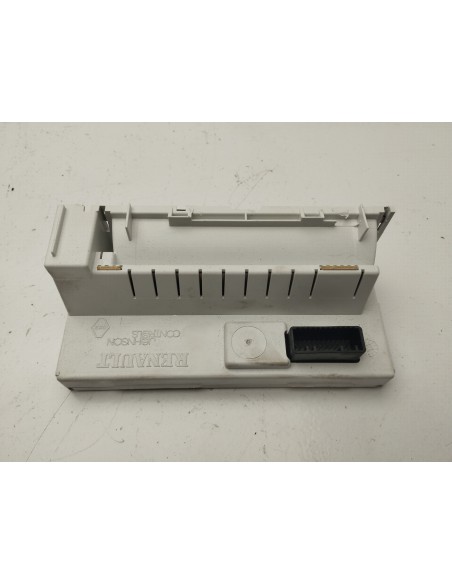 Recambio de pantalla multifuncion para renault twingo gt referencia OEM IAM 8200722451  
