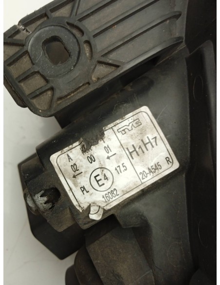 Recambio de faro derecho para chevrolet nubira wagon 1.8 cat referencia OEM IAM 96425286  