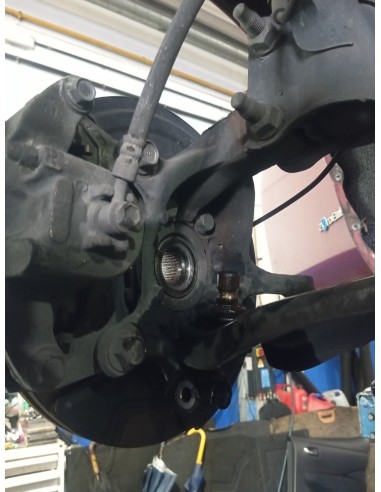 Recambio de mangueta delantera derecha para nissan leaf acenta referencia OEM IAM 400141KK0A  