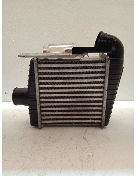 Recambio de intercooler para hyundai trajet (fo) 2.0 crdi cat referencia OEM IAM 2827027110  