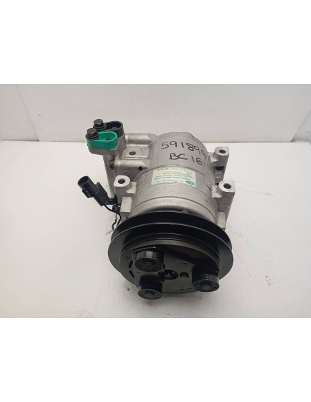 Recambio de compresor aire acondicionado para hyundai h 1 referencia OEM IAM F500QBVAB0  