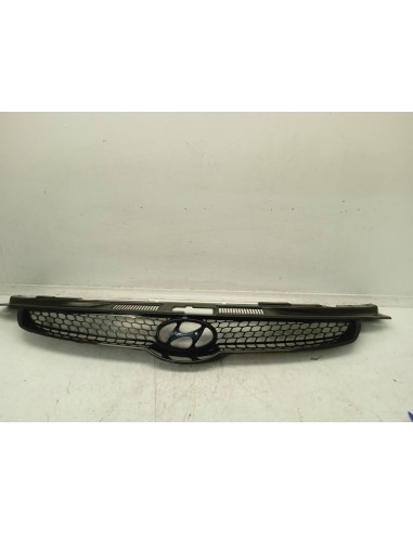 Recambio de rejilla delantera para hyundai i30 2.0 crdi cat referencia OEM IAM MISC2522  