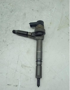 Recambio de inyector para opel astra g berlina 1.7 16v cdti cat (z 17 dtl / lrb) referencia OEM IAM 0445110118 BOSCH 