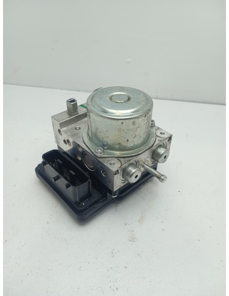 Recambio de abs para nissan leaf acenta referencia OEM IAM 476604NC0B  