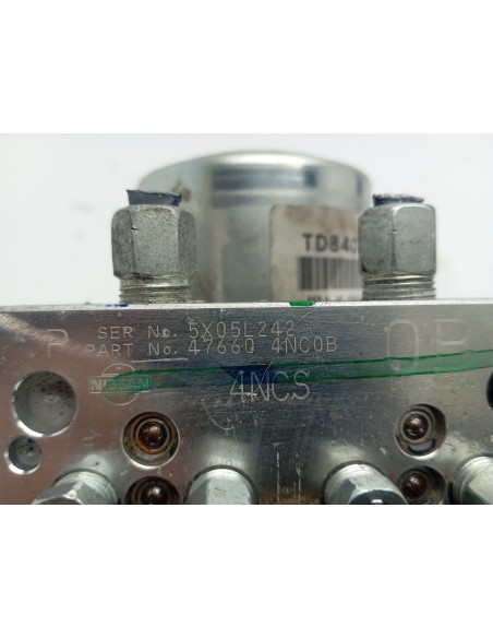 Recambio de abs para nissan leaf acenta referencia OEM IAM 476604NC0B  