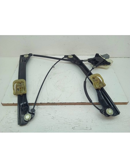 Recambio de elevalunas delantero derecho para skoda rapid 1.6 tdi dpf referencia OEM IAM 5JA959812J  