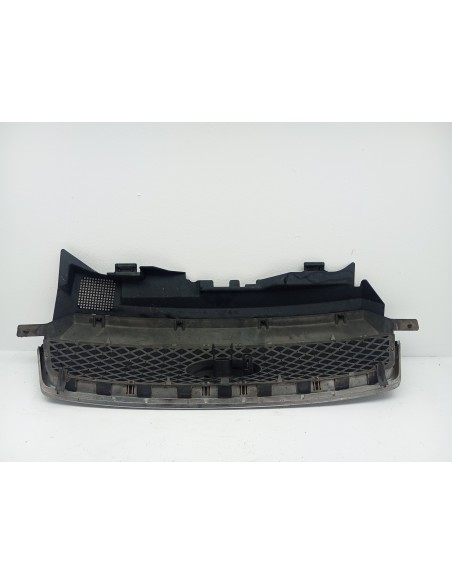 Recambio de rejilla delantera para ford focus c-max (cap) trend (d) referencia OEM IAM 3M51R8138  
