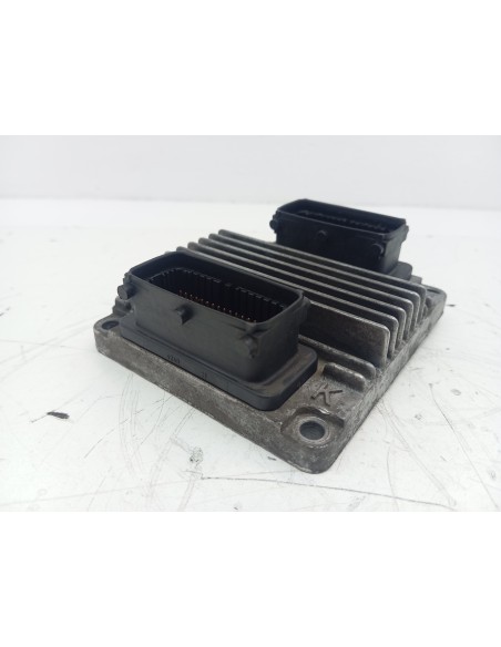 Recambio de centralita motor uce para opel astra g berlina club referencia OEM IAM 12212819  