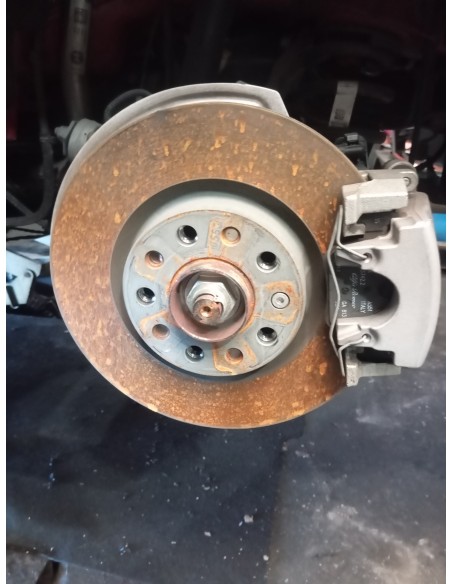 Recambio de mangueta trasera izquierda para alfa romeo giulia (952) sprint referencia OEM IAM 50543985  