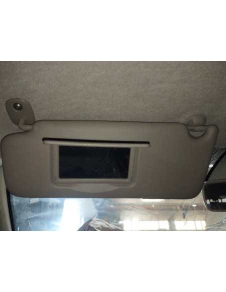 Recambio de parasol izquierdo para renault twingo gt referencia OEM IAM 8200385101  