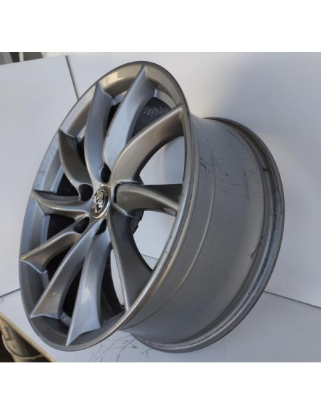 Recambio de llanta para alfa romeo giulia (952) sprint referencia OEM IAM 156107524  