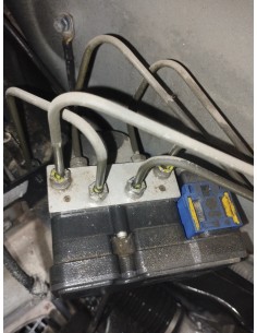 Recambio de abs para renault twingo gt referencia OEM IAM 8201078284  
