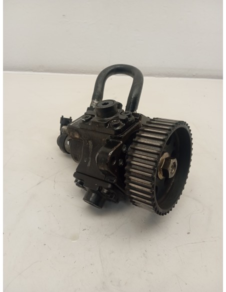 Recambio de bomba inyeccion para opel astra h ber. 1.9 cdti referencia OEM IAM 0445010097  
