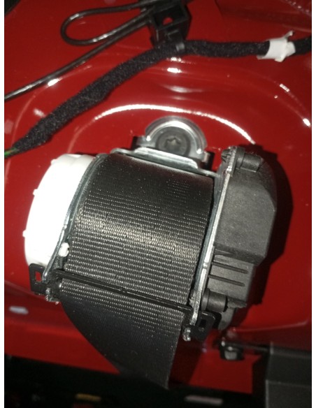 Recambio de cinturon seguridad trasero central para alfa romeo giulia (952) sprint referencia OEM IAM 156112942  