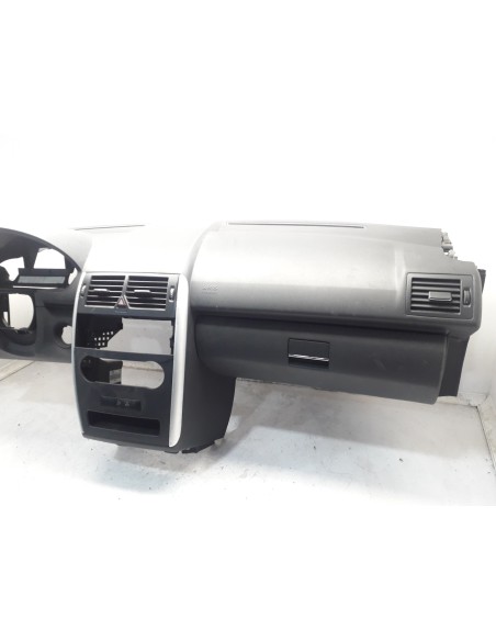 Recambio de salpicadero para mercedes-benz clase a (w169) 2.0 cat referencia OEM IAM   