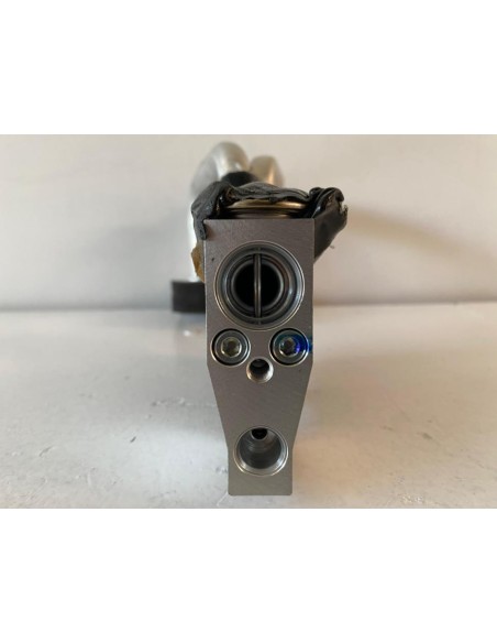 Recambio de valvula aire adicional para toyota gr 86 referencia OEM IAM 4475003940 DENSO 