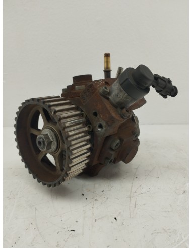 Recambio de bomba inyeccion para renault megane ii berlina 5p privilege referencia OEM IAM 8200561664  