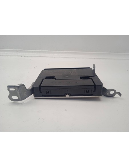 Recambio de modulo electronico para toyota yaris gr 2021 referencia OEM IAM 8674052060 10R0515406 2807E19CY