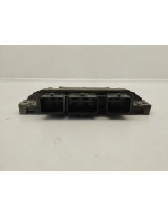 Recambio de centralita motor uce para renault clio iii evolution referencia OEM IAM 8200783095   2