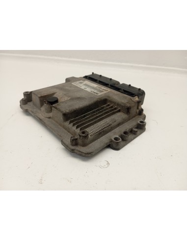 Recambio de centralita motor uce para opel zafira b cosmo referencia OEM IAM 0281012549  