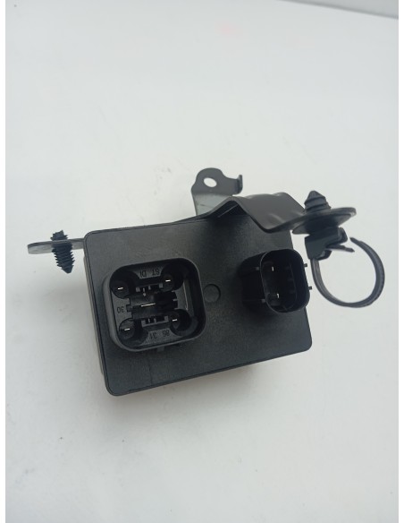 Recambio de caja precalentamiento para alfa romeo giulia (952) sprint referencia OEM IAM 46349347 CAJA PRECALENTAMIENTO 