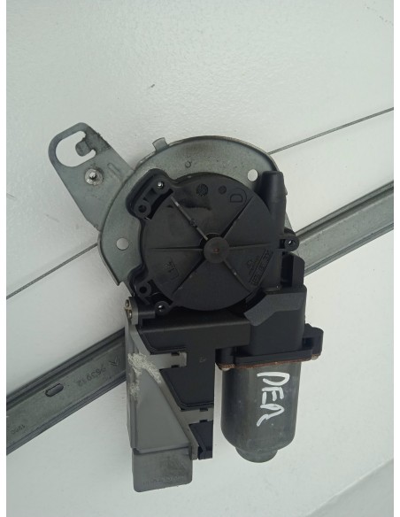 Recambio de elevalunas delantero derecho para citroën c3 1.4 hdi sx plus referencia OEM IAM 400618F  