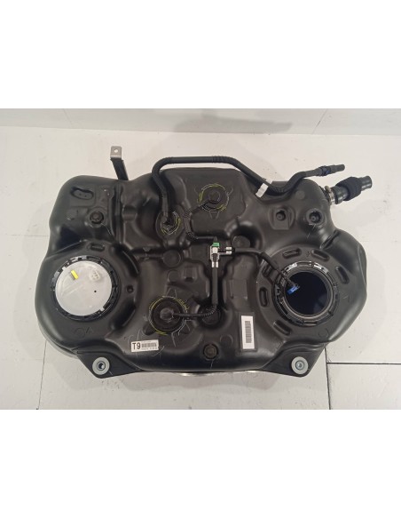 Recambio de deposito combustible para toyota yaris gr 2021 referencia OEM IAM 7710052890 T9 