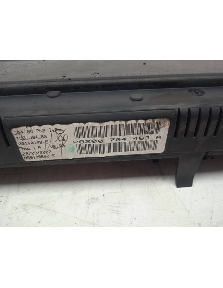 Recambio de cuadro instrumentos para renault scenic ii 1.9 dci diesel referencia OEM IAM 8200704463A  