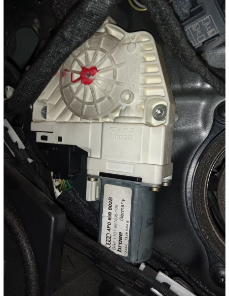 Recambio de elevalunas delantero derecho para audi a6 berlina (4f2) 3.2 fsi quattro referencia OEM IAM 4F0959802B  