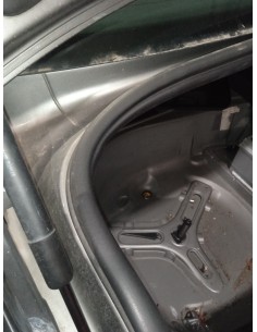 Recambio de gomas contorno puerta para audi a6 berlina (4f2) 3.2 fsi quattro referencia OEM IAM  PORTON 