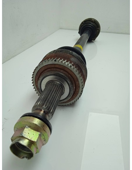 Recambio de transmision trasera derecha para ssangyong rodius 2.7 turbodiesel cat referencia OEM IAM 0063100  