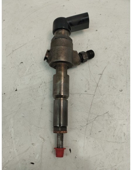Recambio de inyector para ford fiesta (cbk) ghia referencia OEM IAM 9655304880  