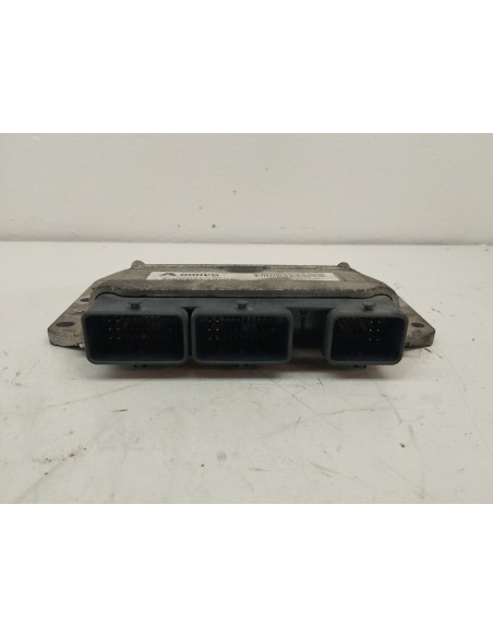 Recambio de centralita motor uce para renault laguna ii (bg0) luxe dynamique referencia OEM IAM 8200444583  