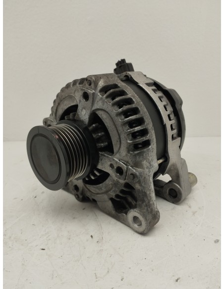 Recambio de alternador para ford focus berlina (cap) sport referencia OEM IAM 8M5T10300YB  