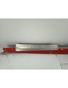 Recambio de estribos laterales para ferrari 458 italia italia referencia OEM IAM 81361900 LIGEROS ROCES  2