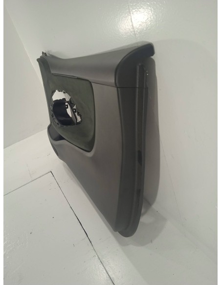 Recambio de guarnecido puerta delantera derecha para toyota yaris gr 2021 referencia OEM IAM 676105CF60C2  