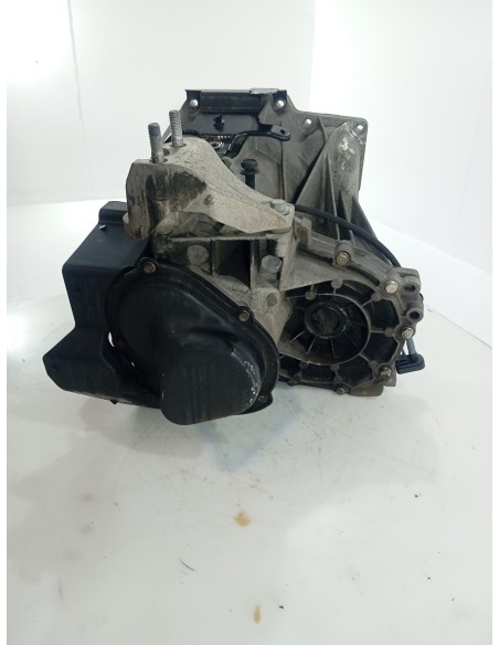 Recambio de caja cambios para ford fiesta (cb1) ambiente referencia OEM IAM AA6R7002BBB  