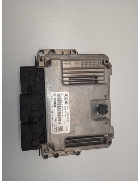 Recambio de centralita motor uce para ford fiesta (cb1) ambiente referencia OEM IAM AV2112A650GC  