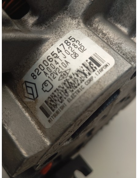 Recambio de alternador para renault laguna iii privilege referencia OEM IAM 8200654785  