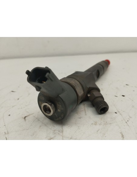 Recambio de inyector para renault scenic ii grand dynamique referencia OEM IAM 0445110280  