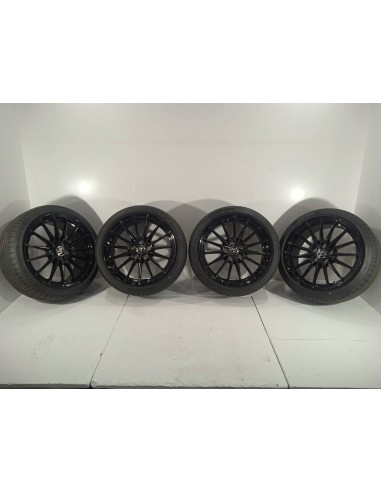 Recambio de juego llantas para toyota yaris gr 2021 referencia OEM IAM 4261152C90  