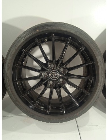 Recambio de juego llantas para toyota yaris gr 2021 referencia OEM IAM 4261152C90  