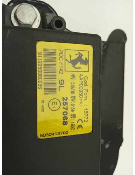 Recambio de modulo electronico para ferrari 458 italia italia referencia OEM IAM 257068  