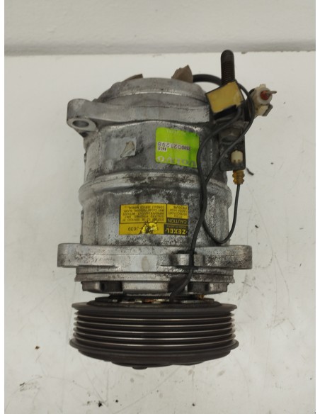 Recambio de compresor aire acondicionado para volvo serie 850 2.5 20v berlina referencia OEM IAM 6849647  