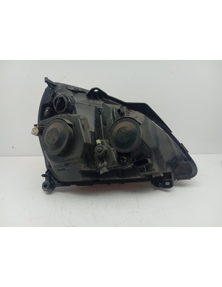 Recambio de faro izquierdo para renault clio ii fase ii (b/cb0) 1.2 referencia OEM IAM 8200478984  