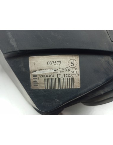 Recambio de faro derecho para citroën saxo 1.5 diesel referencia OEM IAM 89004404  