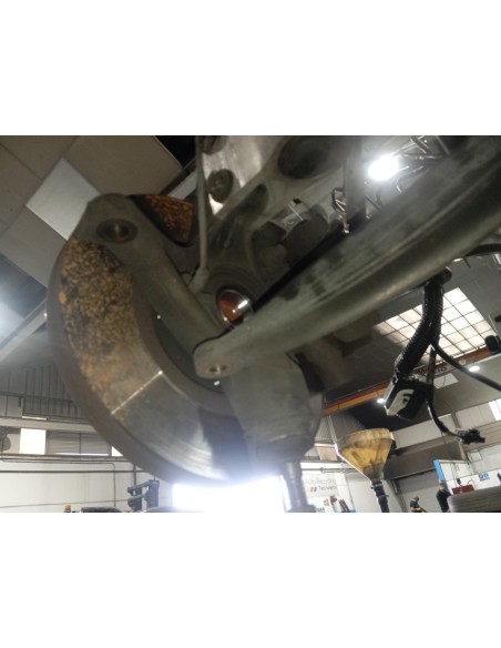 Recambio de mangueta delantera izquierda para citroën ds4 design referencia OEM IAM 364696  