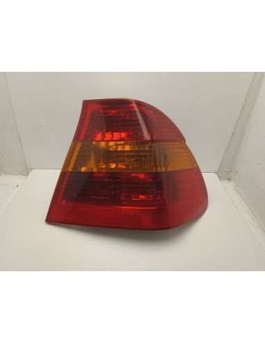 Recambio de piloto trasero derecho para bmw serie 3 berlina (e46) referencia OEM IAM 63216946534 AMBAR EN MEDIO 
